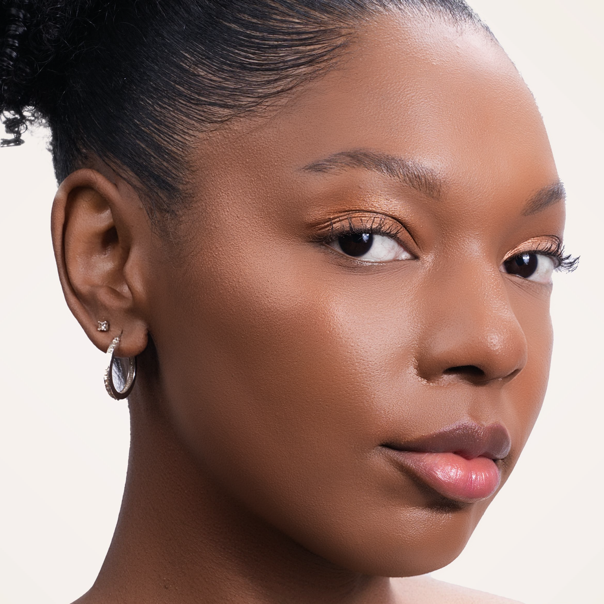 Glowify Bouncy Mousse Multi-Use Pigment - Bronzed Bliss