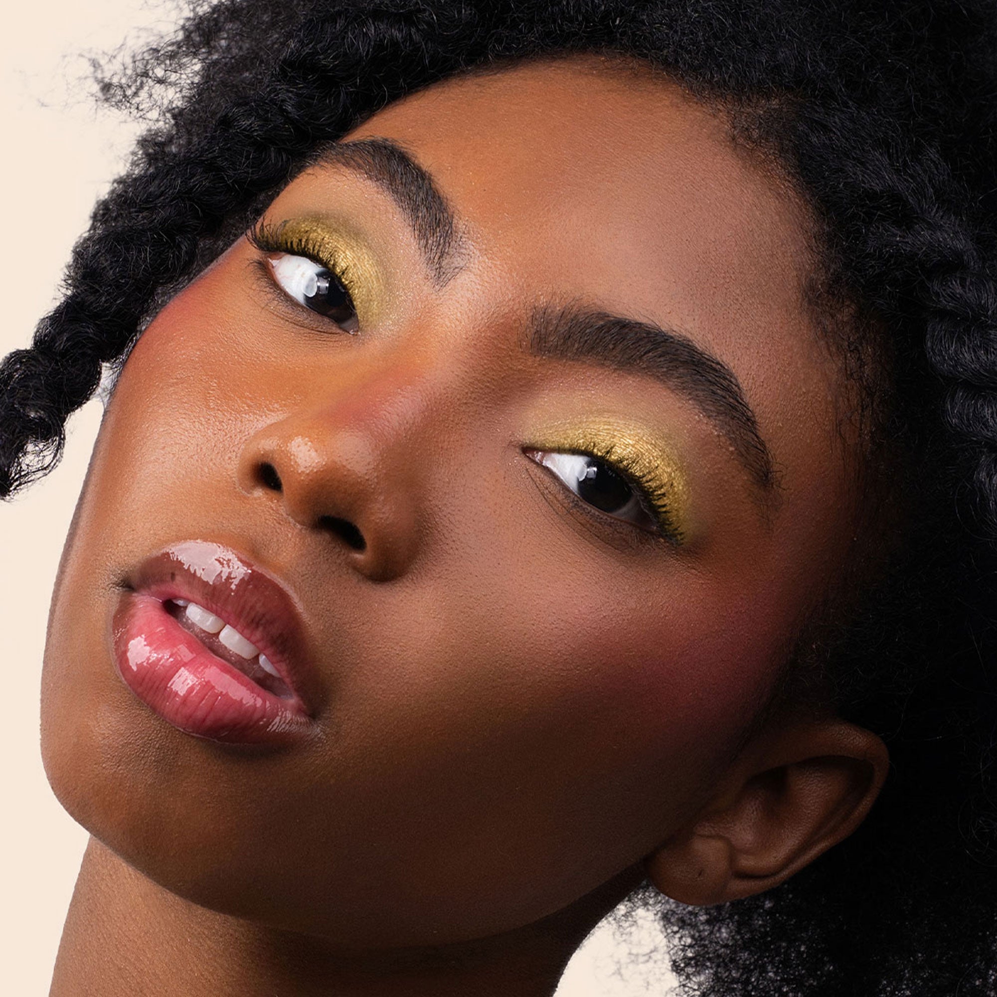 ShadowSense® Eyeshadow - Warm Gold Shimmer