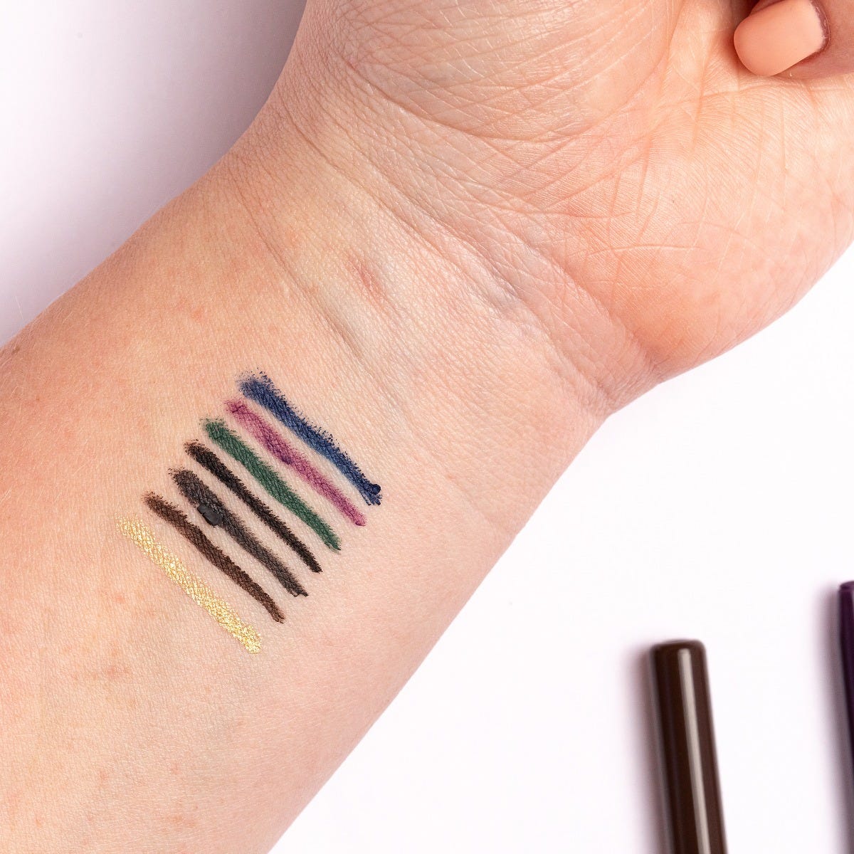 EyeSense® Long-Lasting Eye Liner Pencil - Black